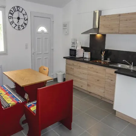 0 Bedroom In Le Pouget